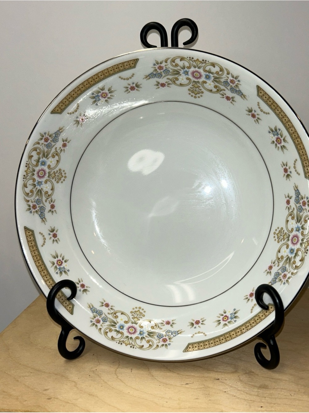 Vintage Signature Collection Coronet 117 Serving Bowl Japan Floral 9"
